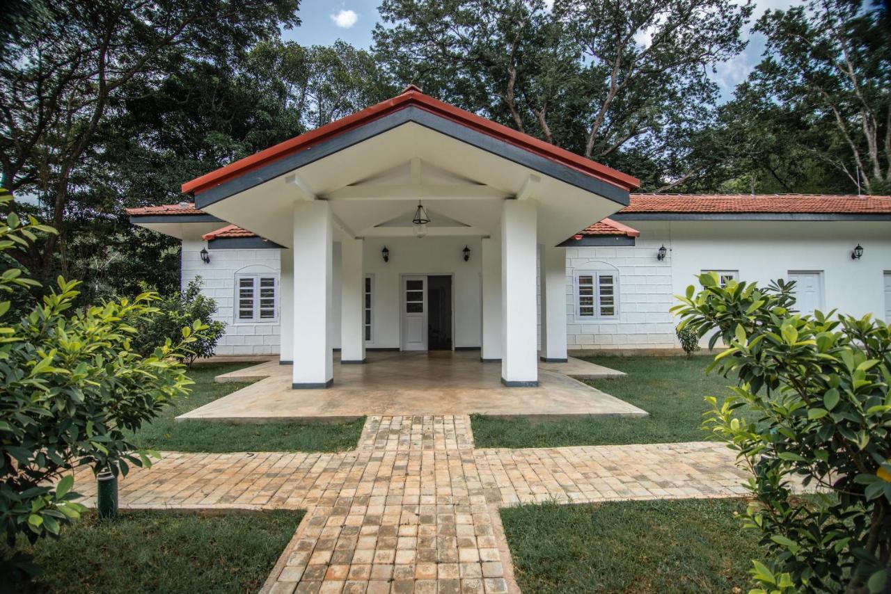 Victoria Golf Resort Digana Ngoại thất bức ảnh